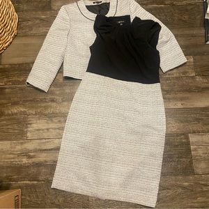 Jones New York 2 piece dress with jacket suit